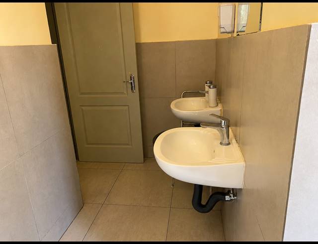 14 BEDROOM HOUSE FOR SALE IN BEDWORTH PARK